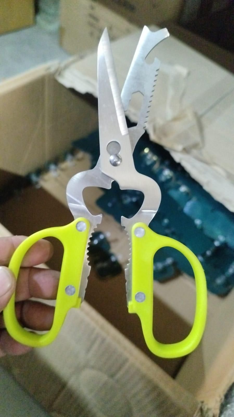 7 in 1 Multifunctional Kitchen Scissor